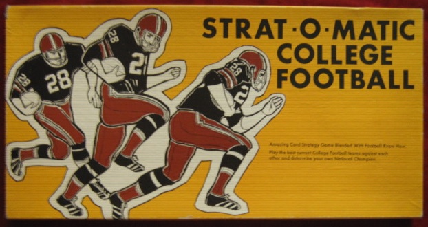 strat-o-matic COLLEGE FOOTBALL game box 1976